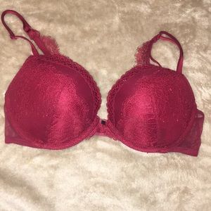Victoria’s Secret Very Sexy Push Up bra